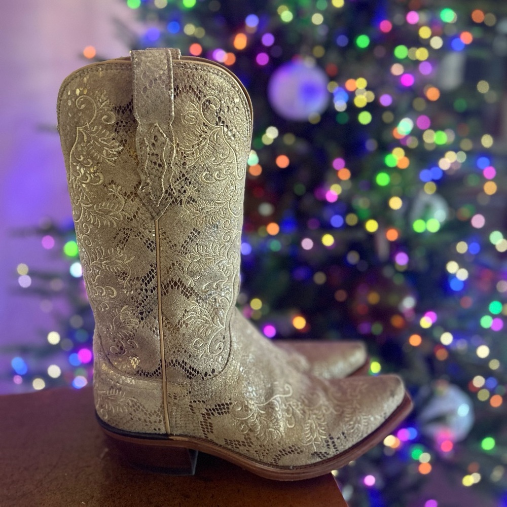 Lucchese Cream Embroidered Heeled Boots